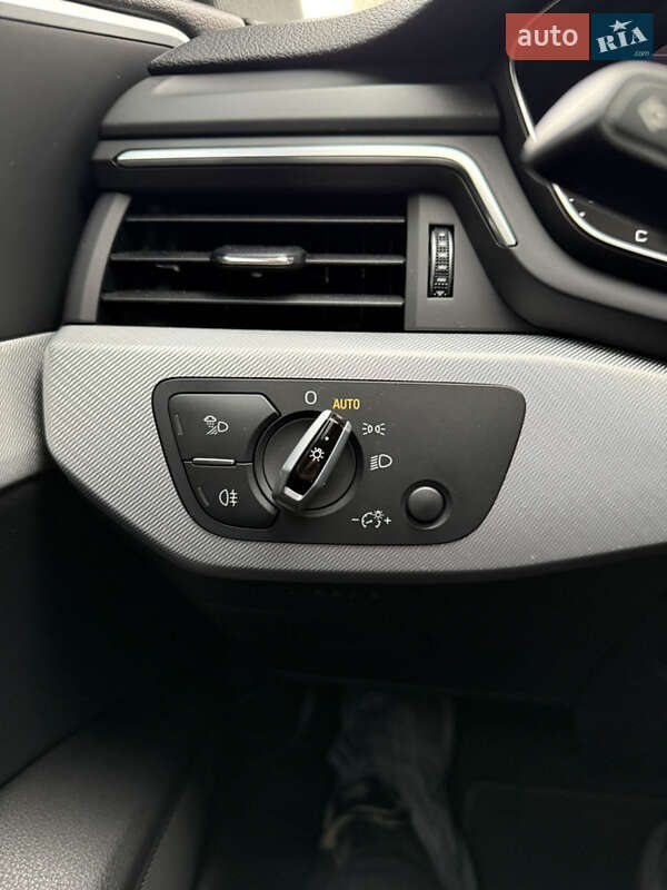Седан Audi A4 2016 в Києві фото 12 Седан Audi A4 2016 в Києві