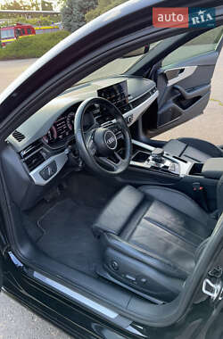 Седан Audi A4 2020 в Одессе