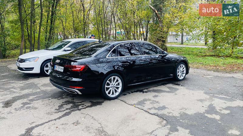 Седан Audi A4 2019 в Кропивницком