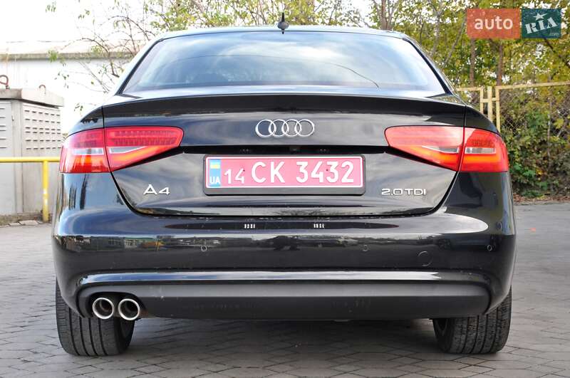 Седан Audi A4 2014 в Львові