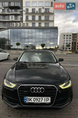 Седан Audi A4 2014 в Рівному