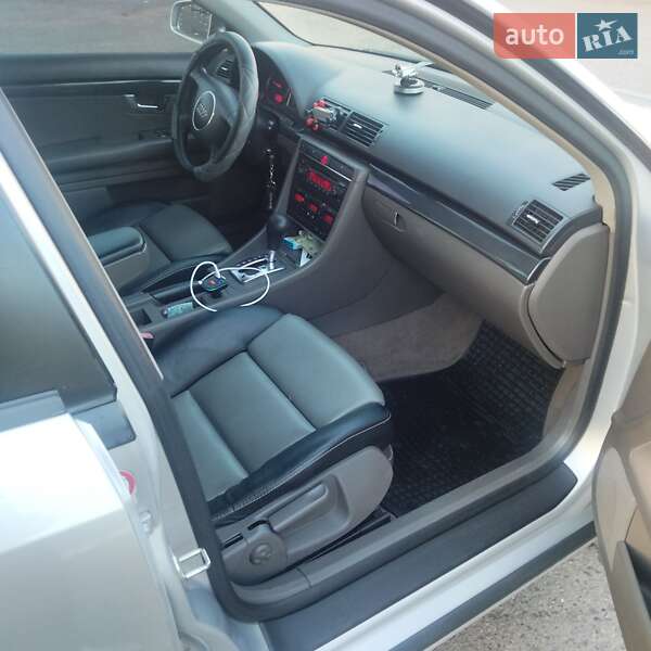 Универсал Audi A4 2005 в Владимире