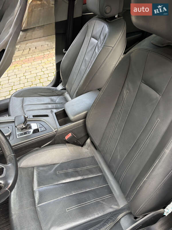 Седан Audi A4 2017 в Львові фото 15 Седан Audi A4 2017 в Львові