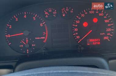 Універсал Audi A4 1998 в Житомирі