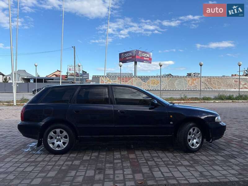 Універсал Audi A4 1997 в Івано-Франківську