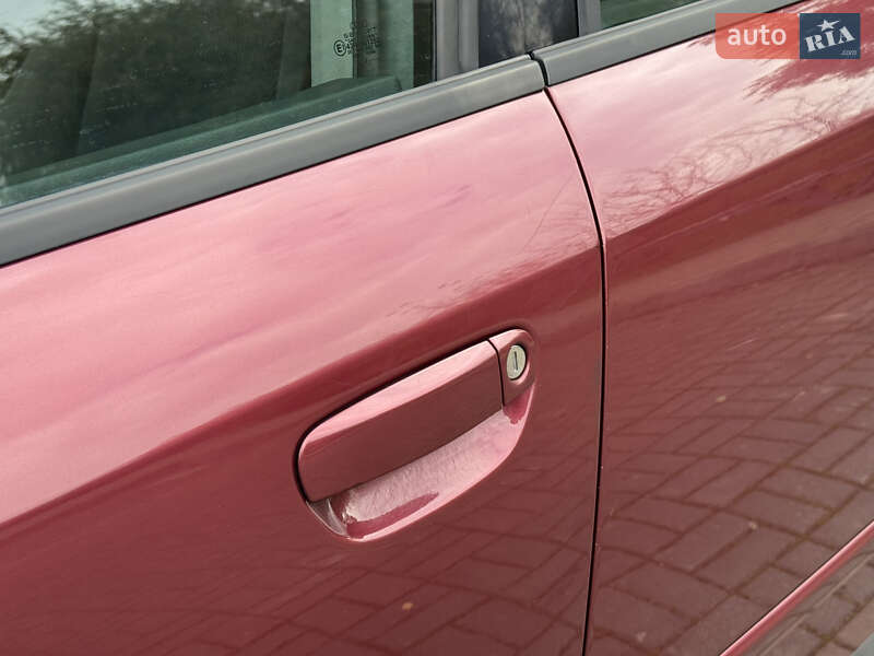 Седан Audi A4 2003 в Луцке фото 15 Седан Audi A4 2003 в Луцке