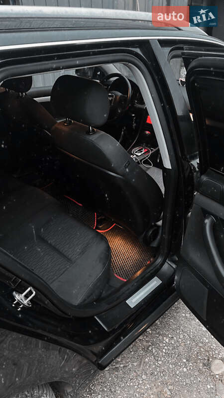 Универсал Audi A4 2007 в Долине фото 13 Универсал Audi A4 2007 в Долине