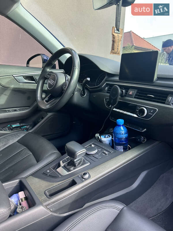 Седан Audi A4 2019 в Києві