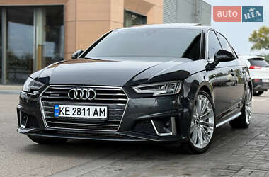 Седан Audi A4 2019 в Дніпрі