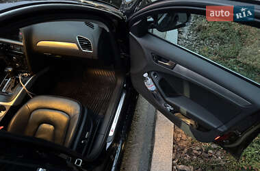 Седан Audi A4 2014 в Киеве