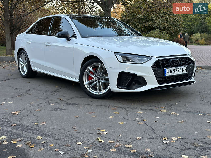 Седан Audi A4 2019 в Києві