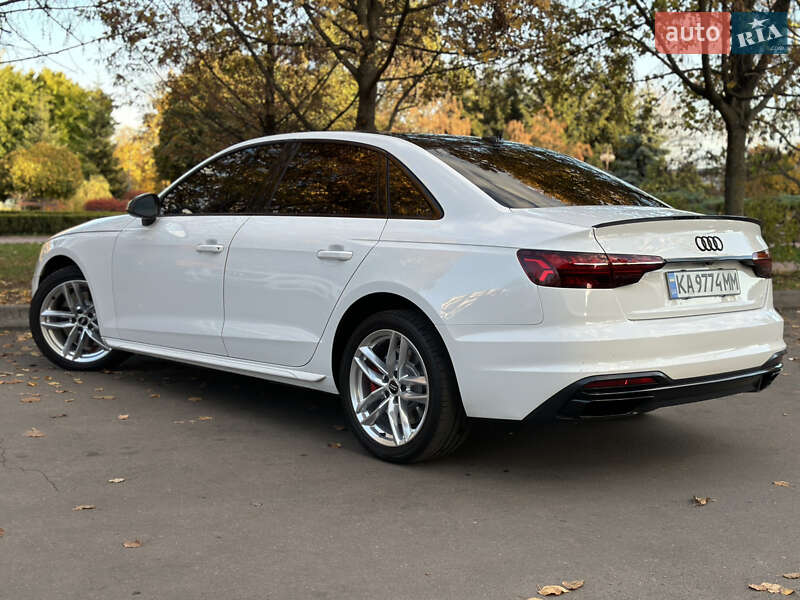 Седан Audi A4 2019 в Києві