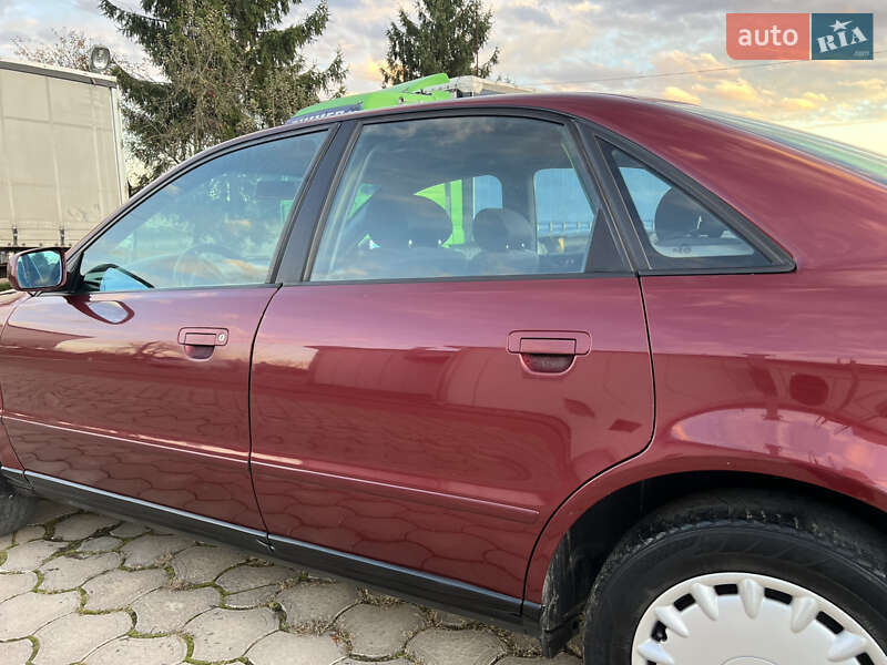 Седан Audi A4 1997 в Вашковцах фото 4 Седан Audi A4 1997 в Вашковцах