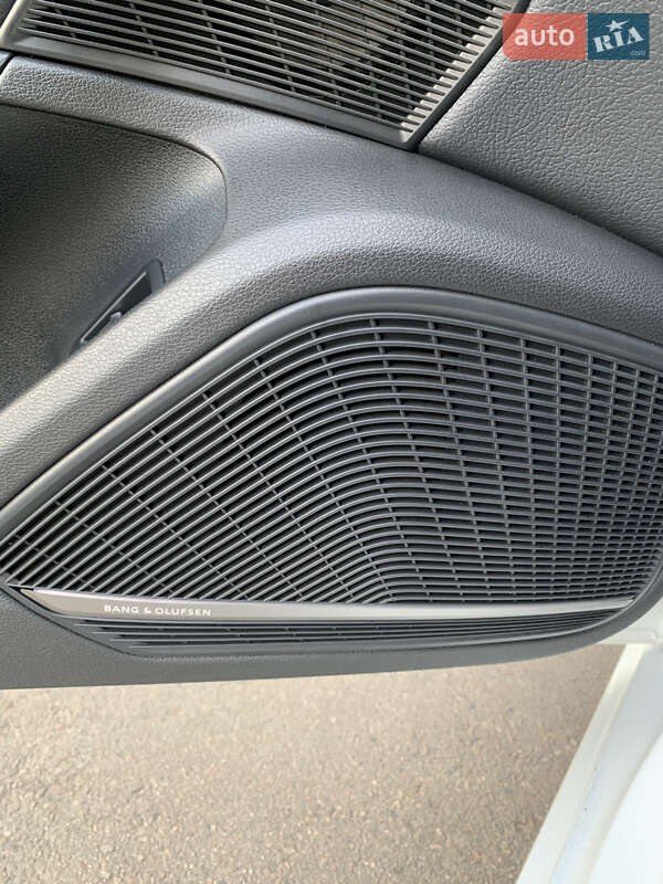 Седан Audi A4 2017 в Ровно фото 17 Седан Audi A4 2017 в Ровно