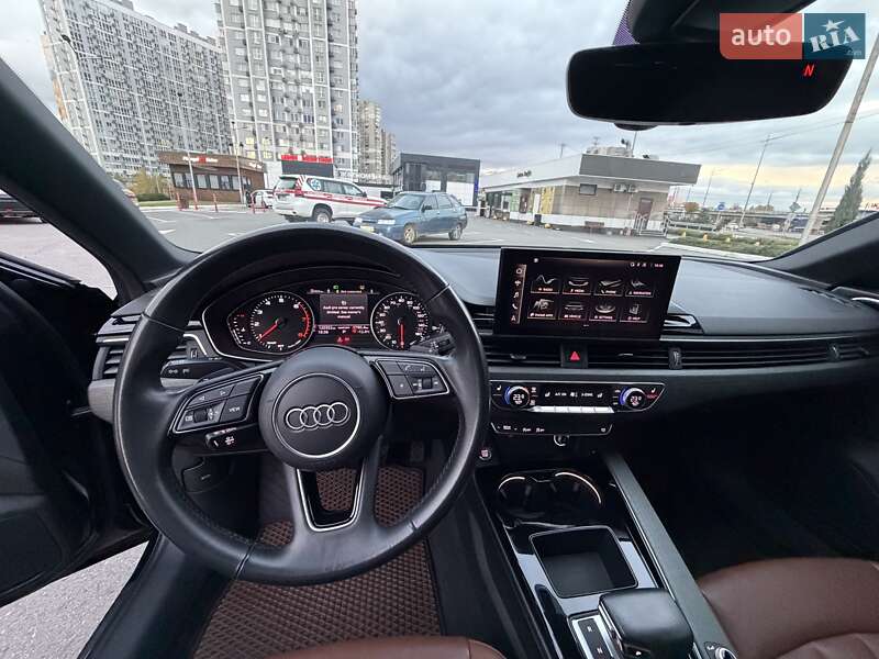 Седан Audi A4 2020 в Киеве