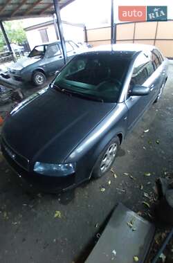 Седан Audi A4 2002 в Петропавлівці
