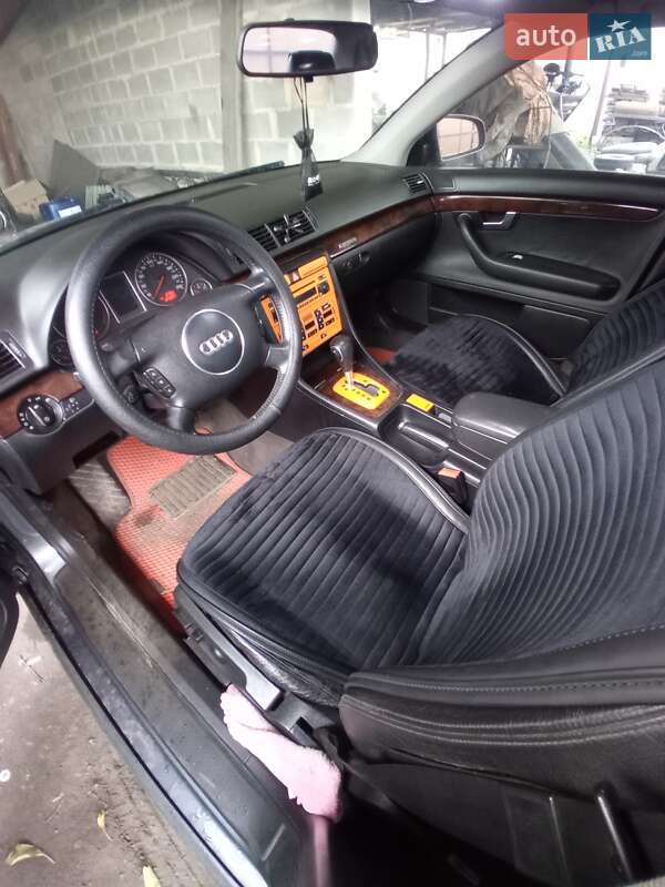 Седан Audi A4 2002 в Петропавловке фото 5 Седан Audi A4 2002 в Петропавловке