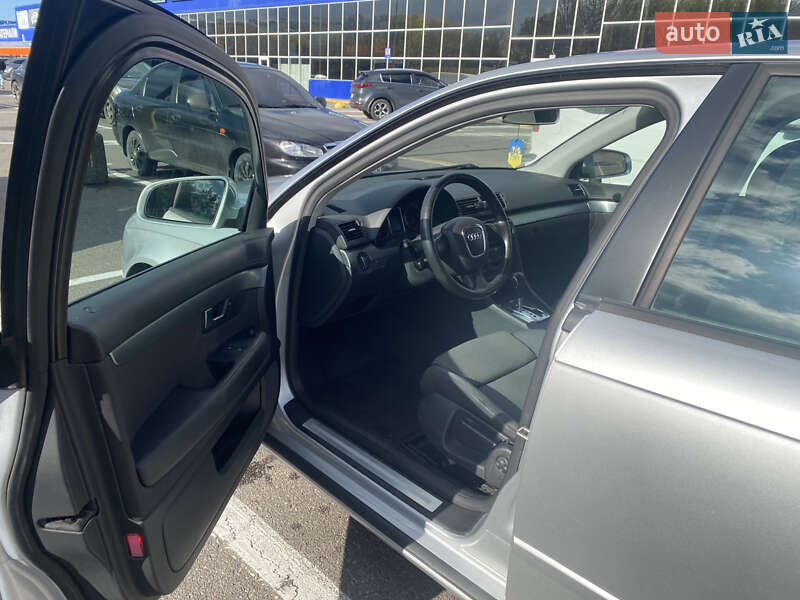 Седан Audi A4 2005 в Хмельницькому
