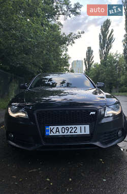 Седан Audi A4 2011 в Києві