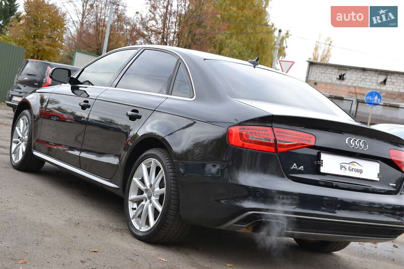 Седан Audi A4 2014 в Луцке