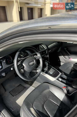 Седан Audi A4 2014 в Хмельницькому