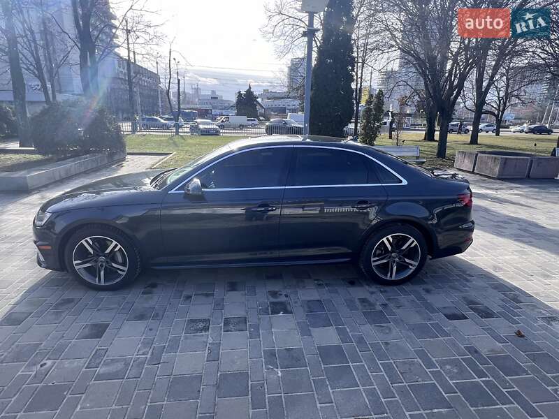 Седан Audi A4 2019 в Києві
