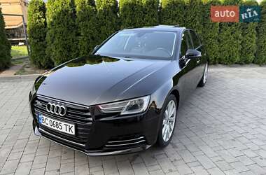 Седан Audi A4 2016 в Самборі
