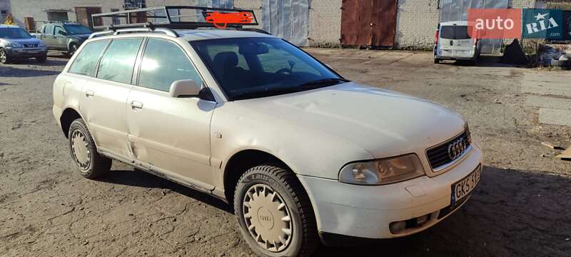 Універсал Audi A4 2000 в Васильківці