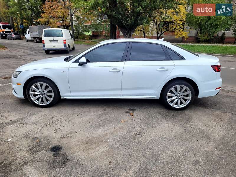Седан Audi A4 2018 в Києві
