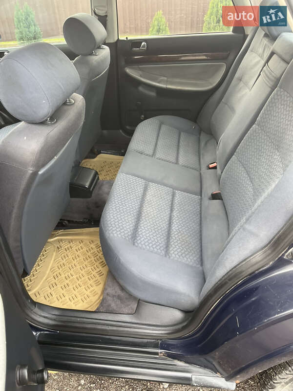 Седан Audi A4 1995 в Бердичеве