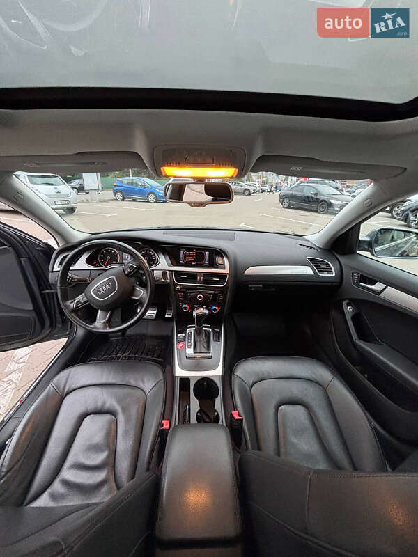 Седан Audi A4 2014 в Киеве