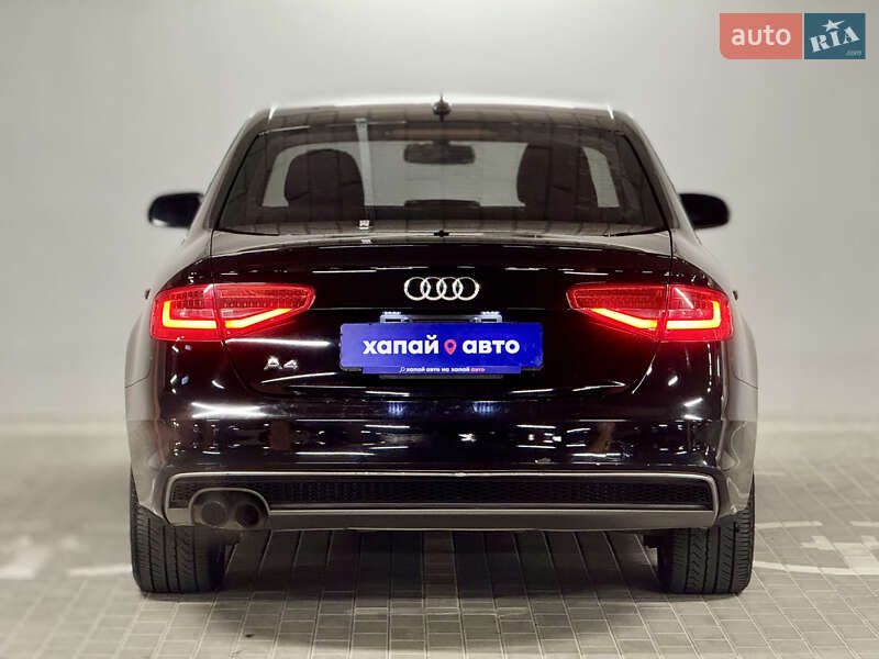 Седан Audi A4 2014 в Києві