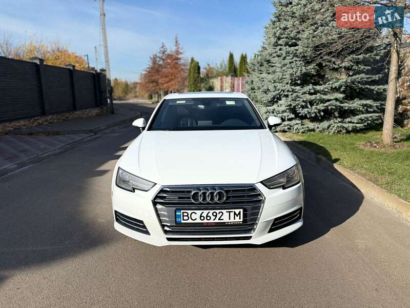Седан Audi A4 2017 в Києві