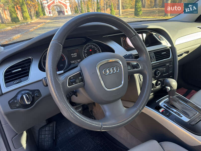 Седан Audi A4 2010 в Києві