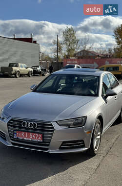 Седан Audi A4 2017 в Киеве