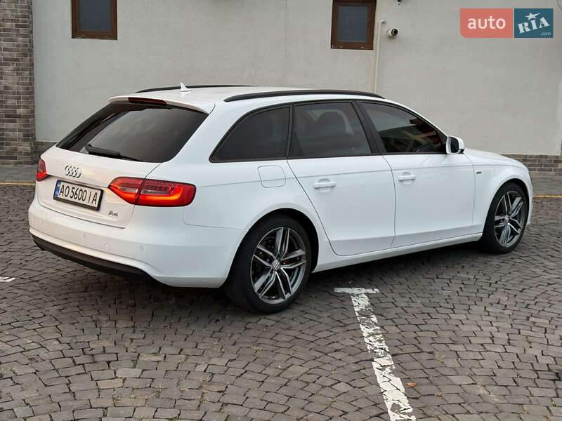 Универсал Audi A4 2013 в Мукачево