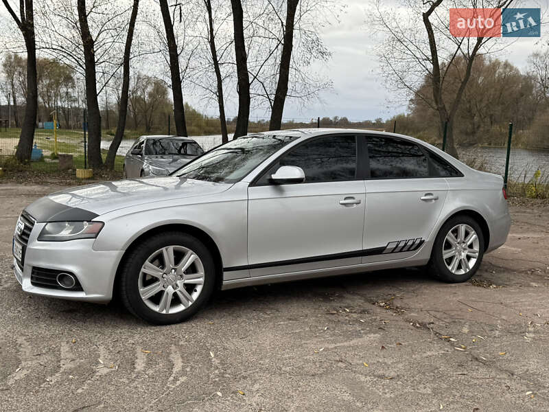 Седан Audi A4 2009 в Прилуках