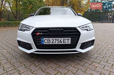 Седан Audi A4 2017 в Миргороді