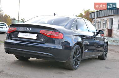 Седан Audi A4 2013 в Луцьку