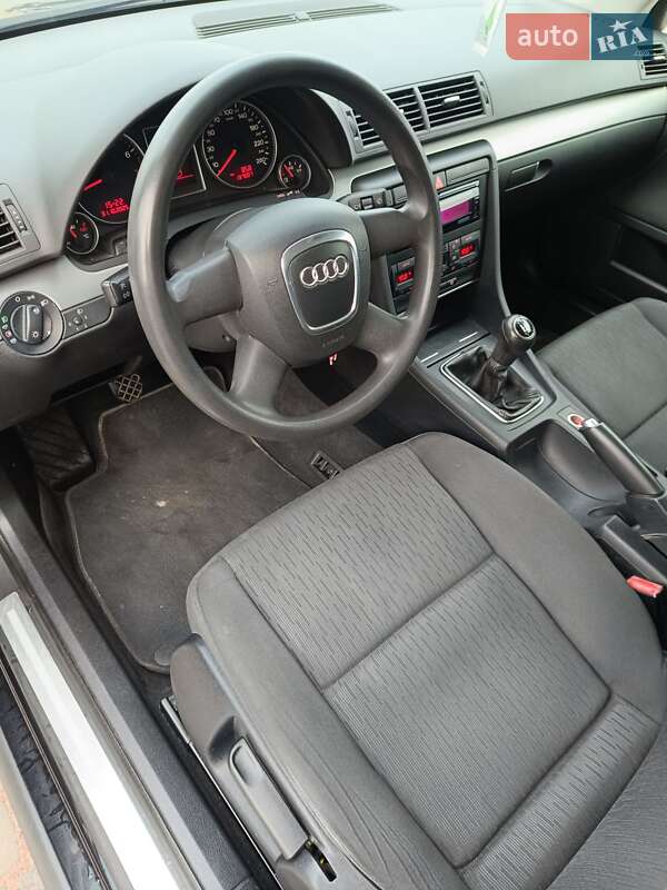 Седан Audi A4 2005 в Коростишеві