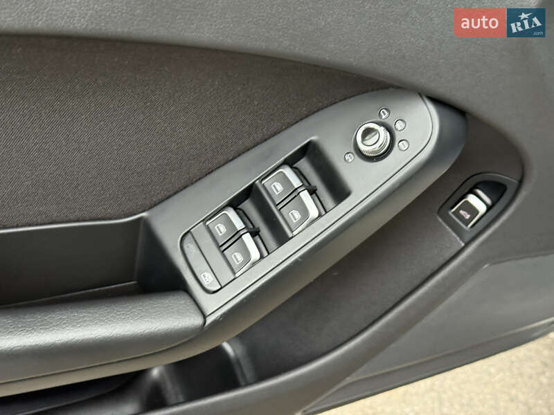 Седан Audi A4 2012 в Днепре фото 35 Седан Audi A4 2012 в Днепре