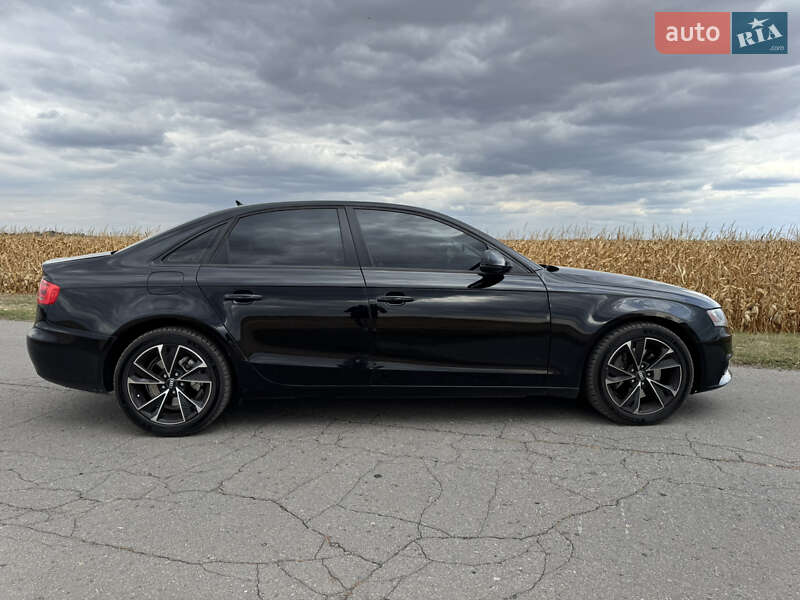 Седан Audi A4 2011 в Києві фото 3 Седан Audi A4 2011 в Києві