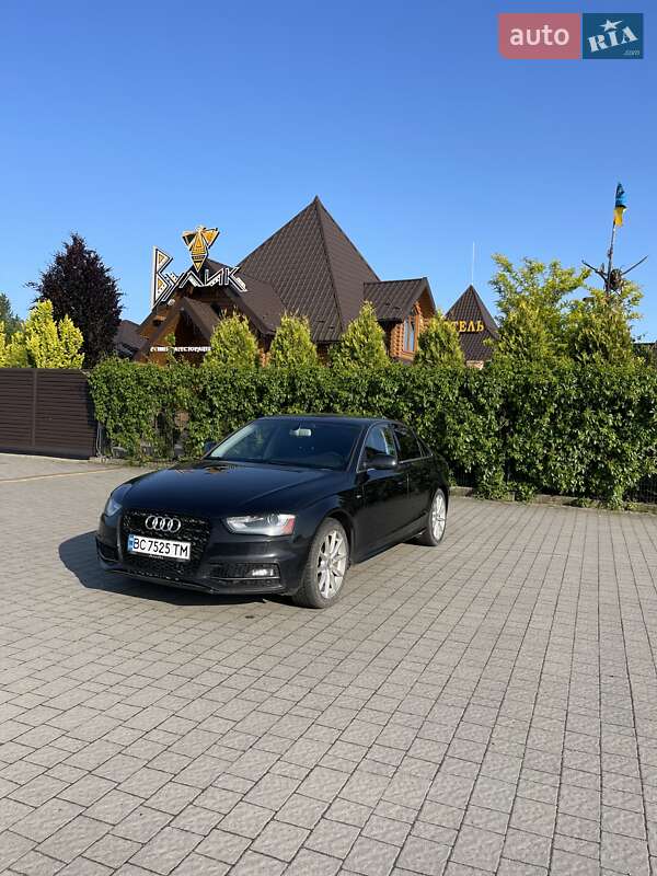 Седан Audi A4 2014 в Стрию