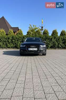 Седан Audi A4 2014 в Стрию