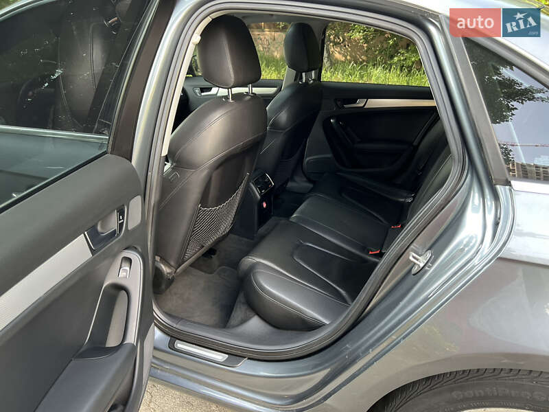 Седан Audi A4 2012 в Києві фото 25 Седан Audi A4 2012 в Києві