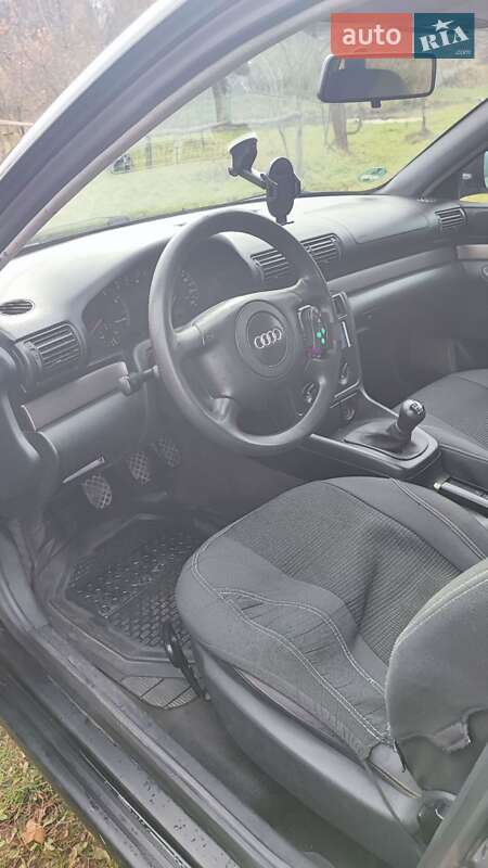 Седан Audi A4 1998 в Яворове фото 2 Седан Audi A4 1998 в Яворове