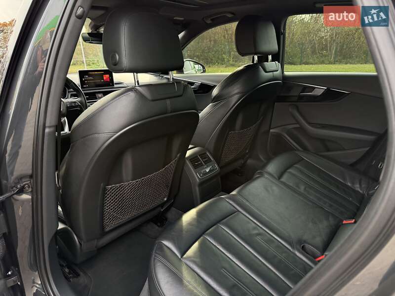 Седан Audi A4 2016 в Радивиліві