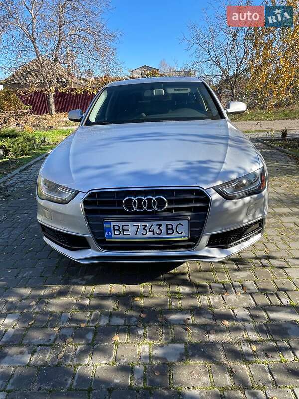 Седан Audi A4 2014 в Миколаєві