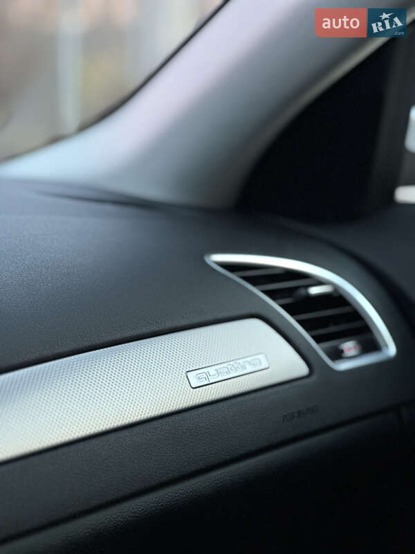 Седан Audi A4 2014 в Полтаве