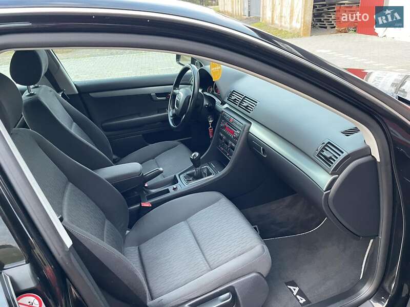 Седан Audi A4 2005 в Кам'янському
